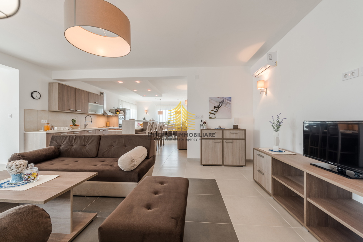 Casa, Vendita, Sukošan, Debeljak, 188m2, Villa