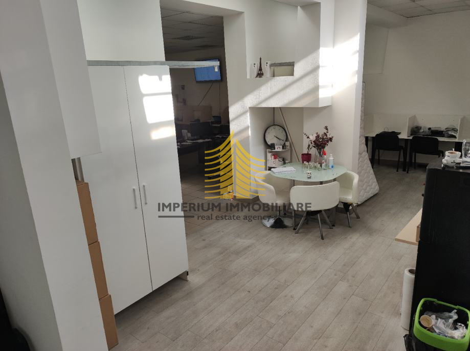 Locale commerciale, Vendita, Spalato, Spinut, 638m2, Altro
