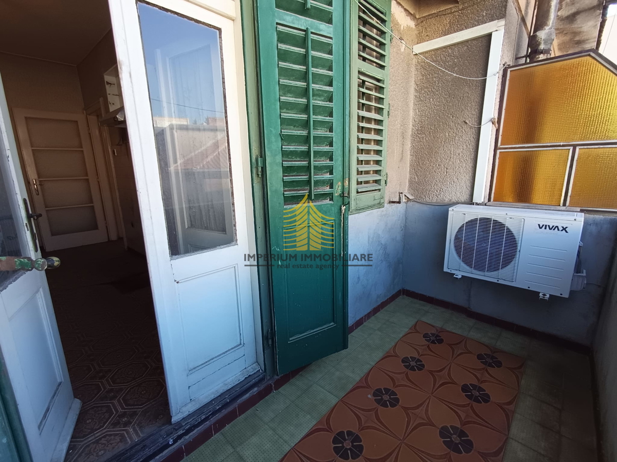 Appartamento, Vendita, Spalato, Gripe, 65m2, 2,5 vani (2 camere + soggiorno)