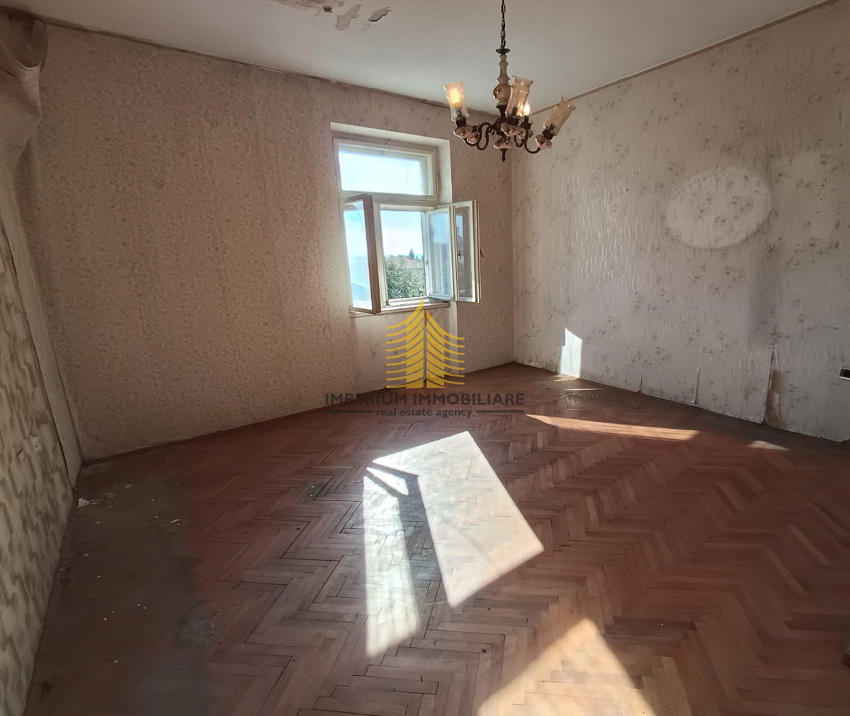 Appartamento, Vendita, Spalato, Gripe, 65m2, 2,5 vani (2 camere + soggiorno)