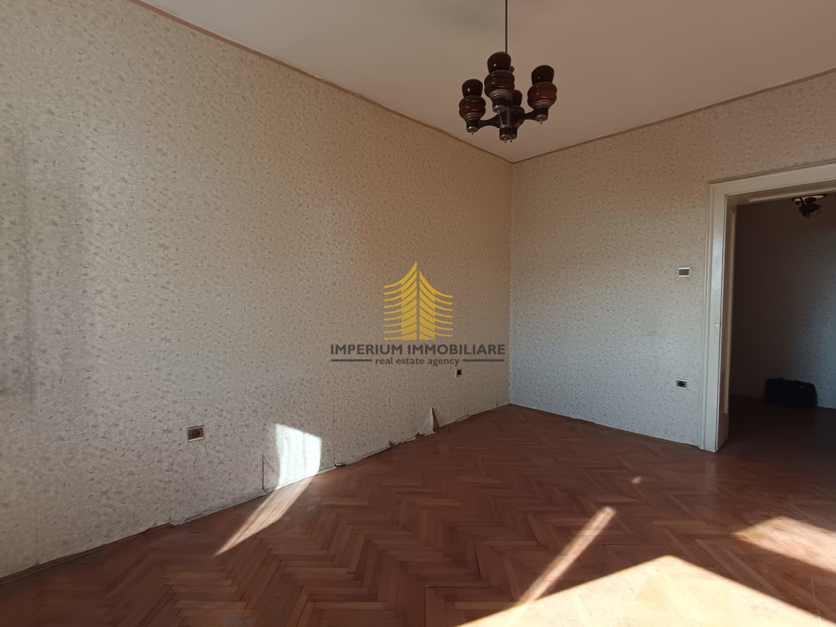 Appartamento, Vendita, Spalato, Gripe, 65m2, 2,5 vani (2 camere + soggiorno)