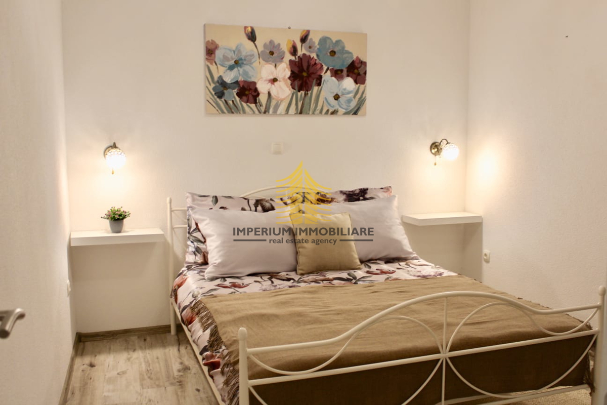 Appartamento, Vendita, Okrug, Okrug Gornji, 68m2, 2,5 locali (2 camere da letto + soggiorno con angolo cottura)