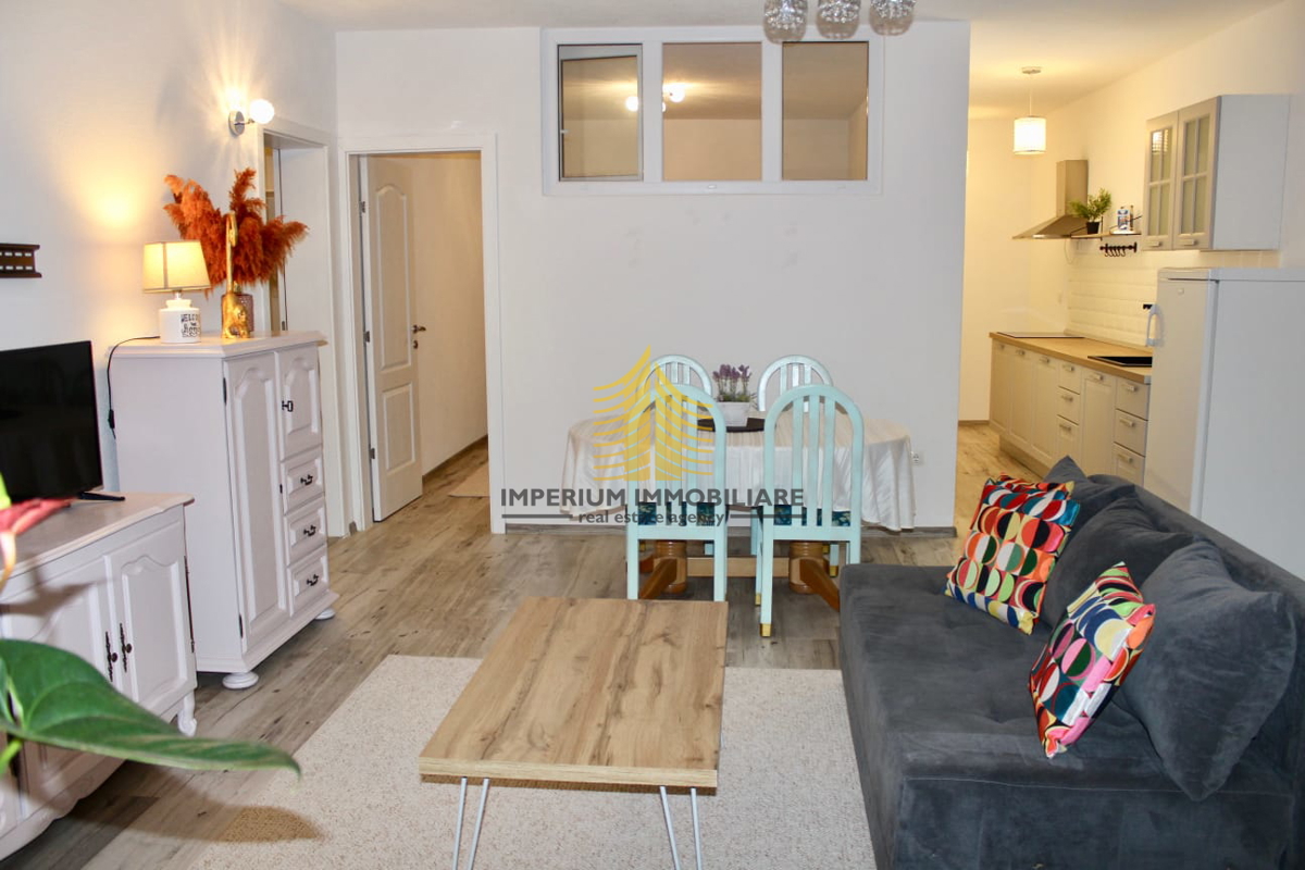 Appartamento, Vendita, Okrug, Okrug Gornji, 68m2, 2,5 locali (2 camere da letto + soggiorno con angolo cottura)