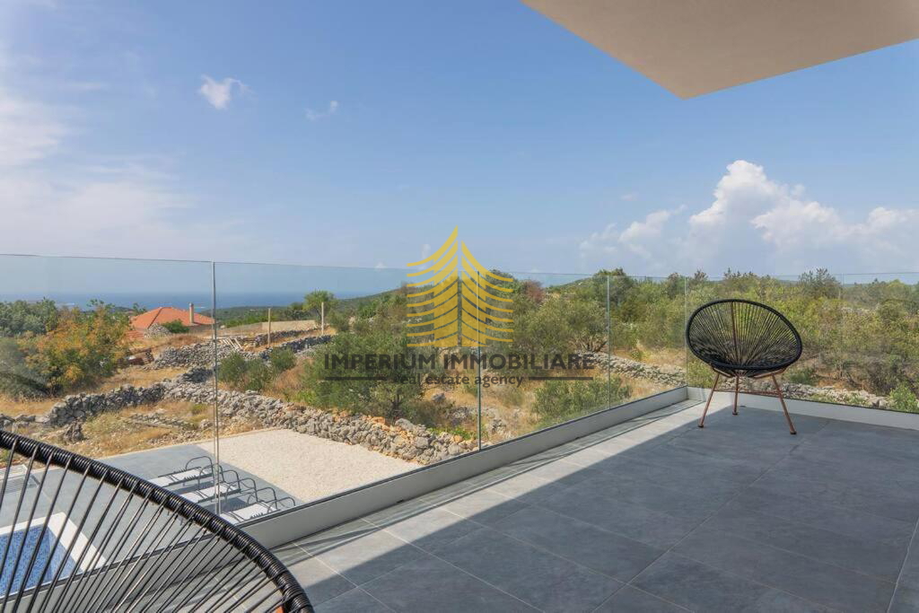 Casa, Vendita, Marina, Vinišće, 180m2, Indipendente