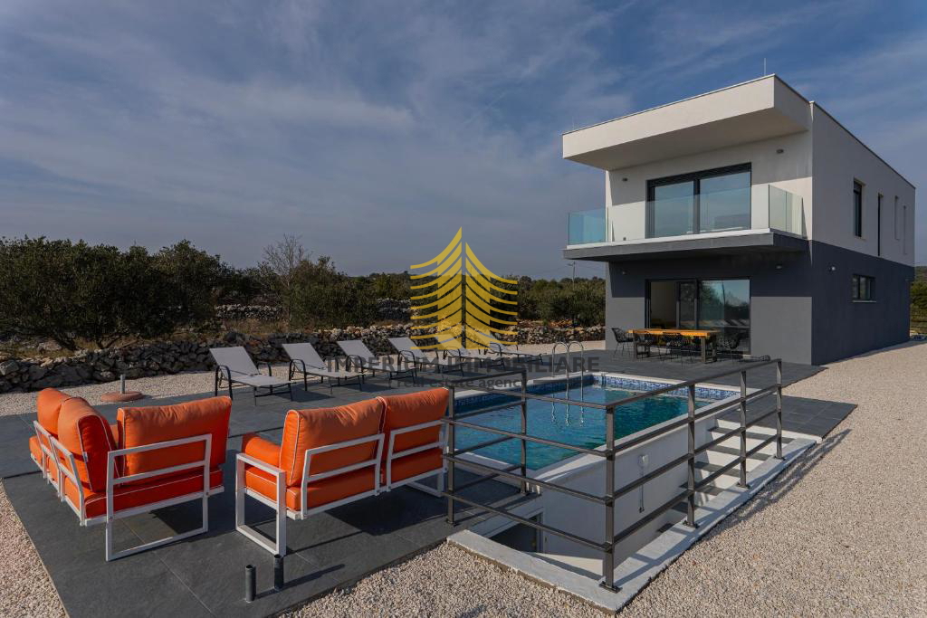 Casa, Vendita, Marina, Vinišće, 180m2, Indipendente