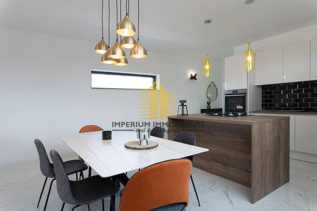 Casa, Vendita, Marina, Vinišće, 180m2, Indipendente