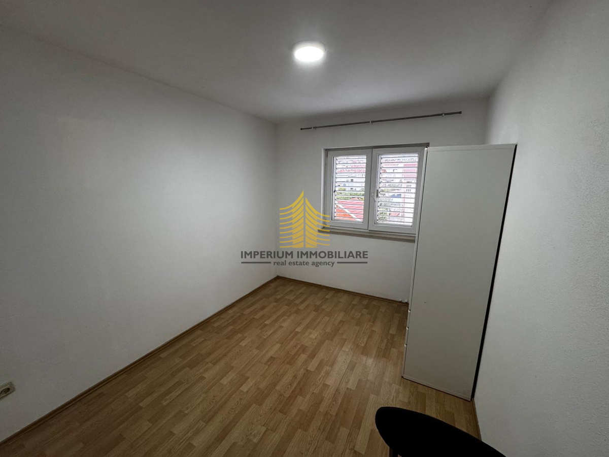 Appartamento, Vendita, Kaštel Gomilica, 83,60 m², 2,5 locali (2 camere + soggiorno doppio)