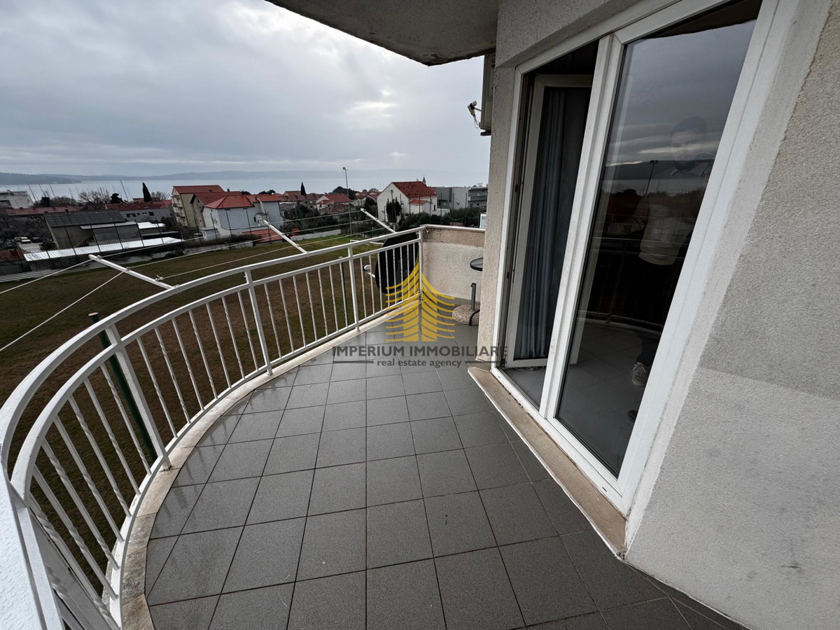 Appartamento, Vendita, Kaštel Gomilica, 83,60 m², 2,5 locali (2 camere + soggiorno doppio)