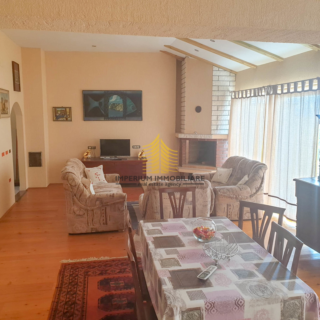 Casa, Vendita, Crikvenica, 375m2, A schiera