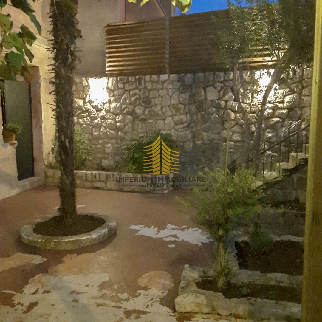 Casa, Vendita, Crikvenica, 375m2, A schiera