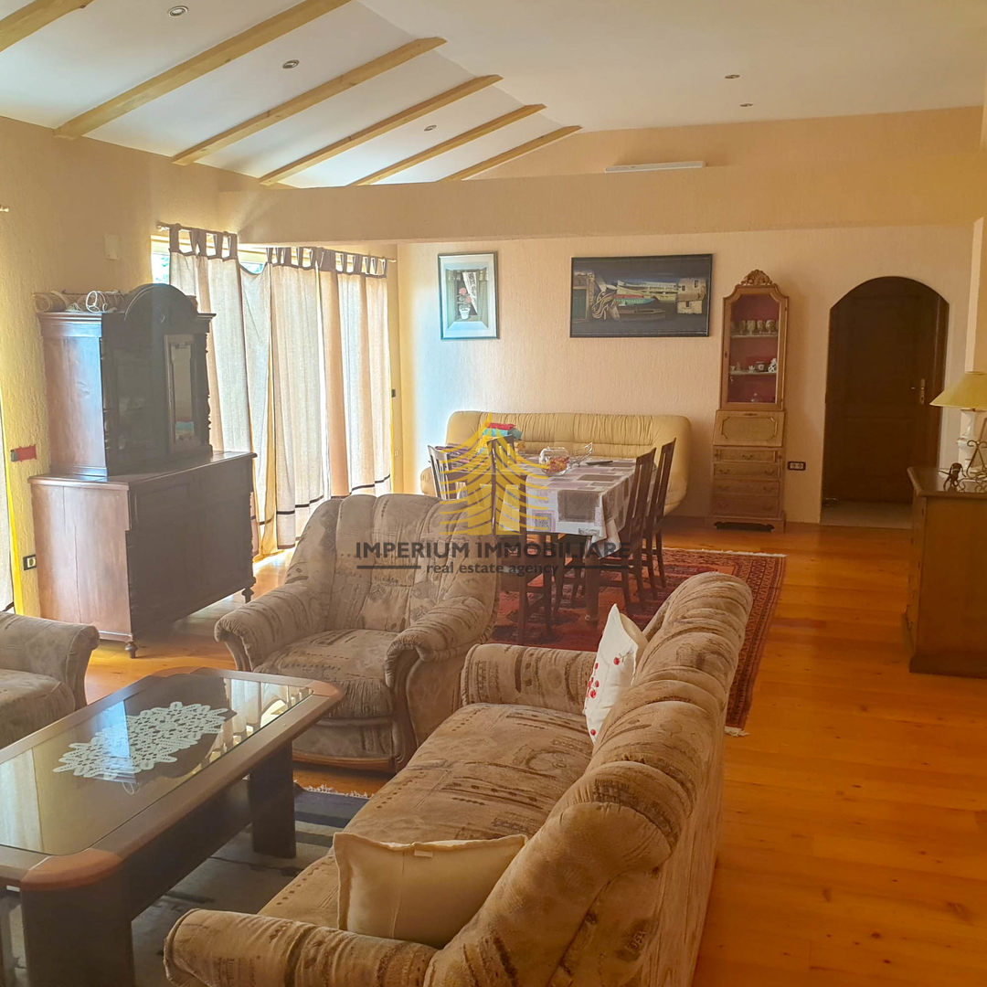 Casa, Vendita, Crikvenica, 375m2, A schiera