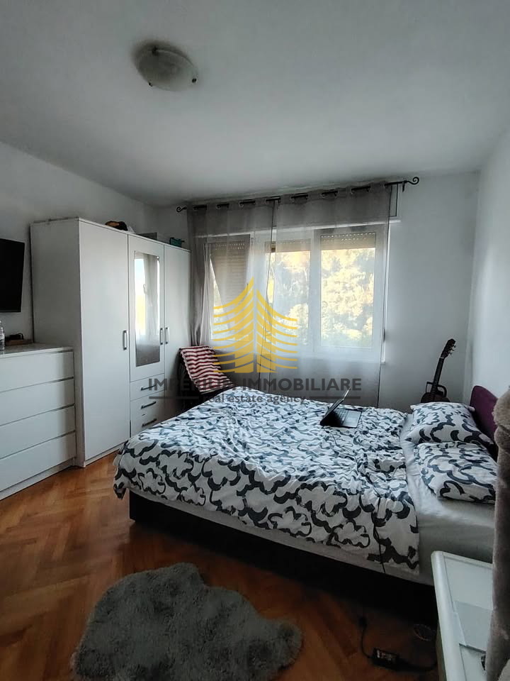 Appartamento, Vendita, Pola, 96m2, 3,5 vani (3 camere + soggiorno doppio)