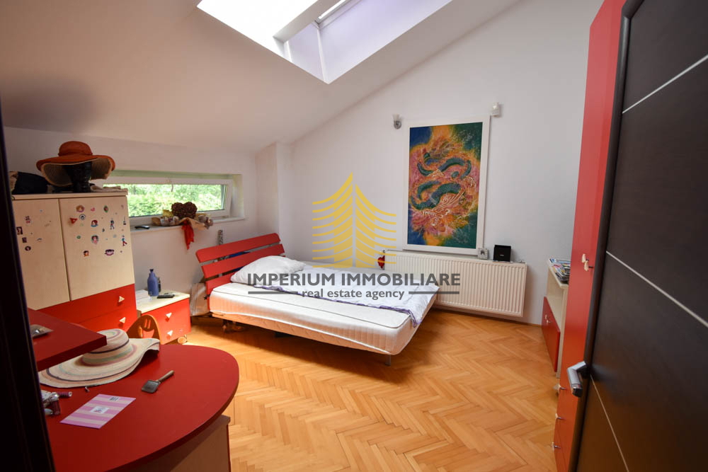 Casa, Vendita, Zagabria, Gajnice, 300m2, Indipendente