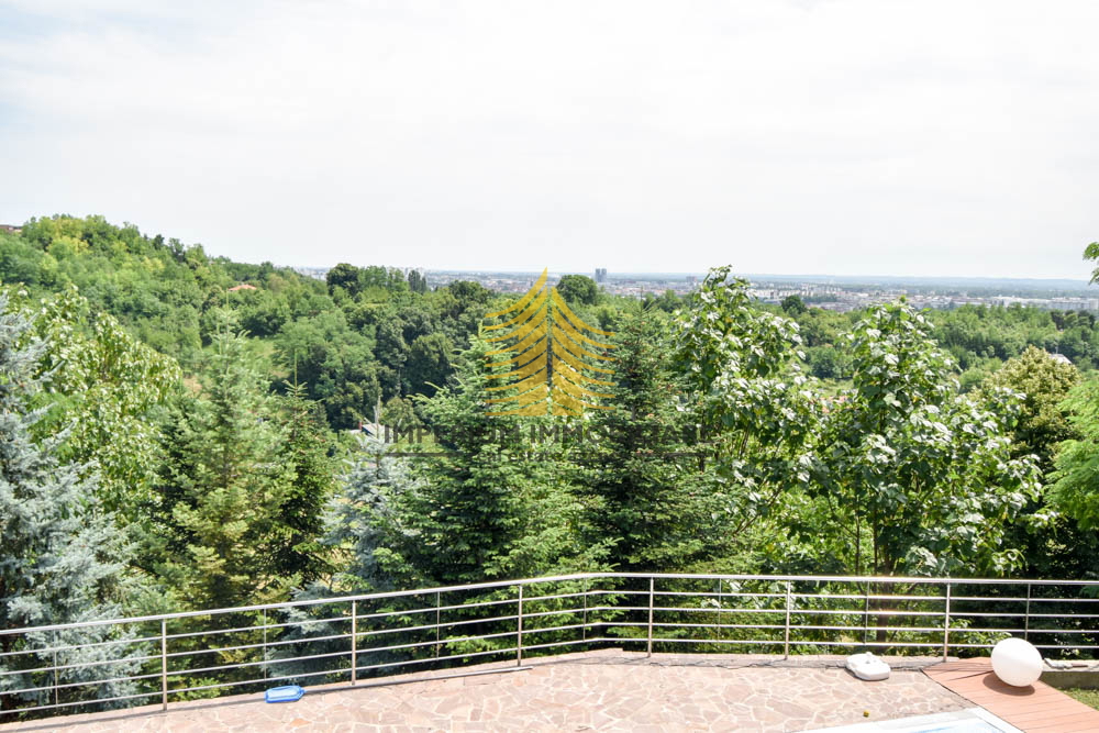 Casa, Vendita, Zagabria, Gajnice, 300m2, Indipendente