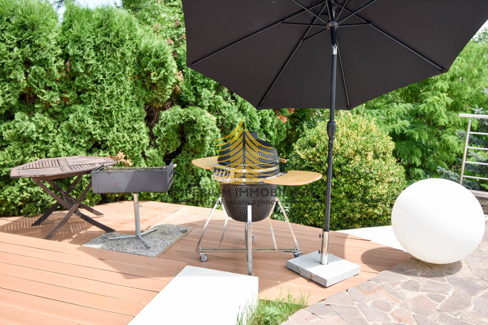 Casa, Vendita, Zagabria, Gajnice, 300m2, Indipendente
