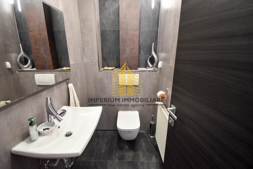 Casa, Vendita, Zagabria, Gajnice, 300m2, Indipendente