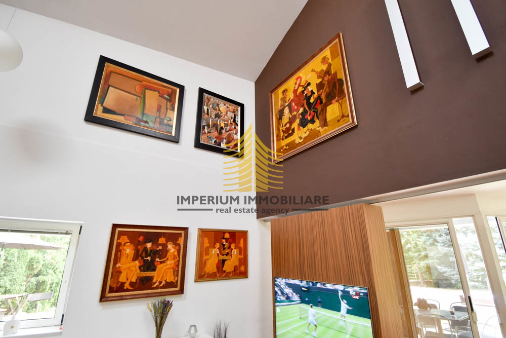 Casa, Vendita, Zagabria, Gajnice, 300m2, Indipendente