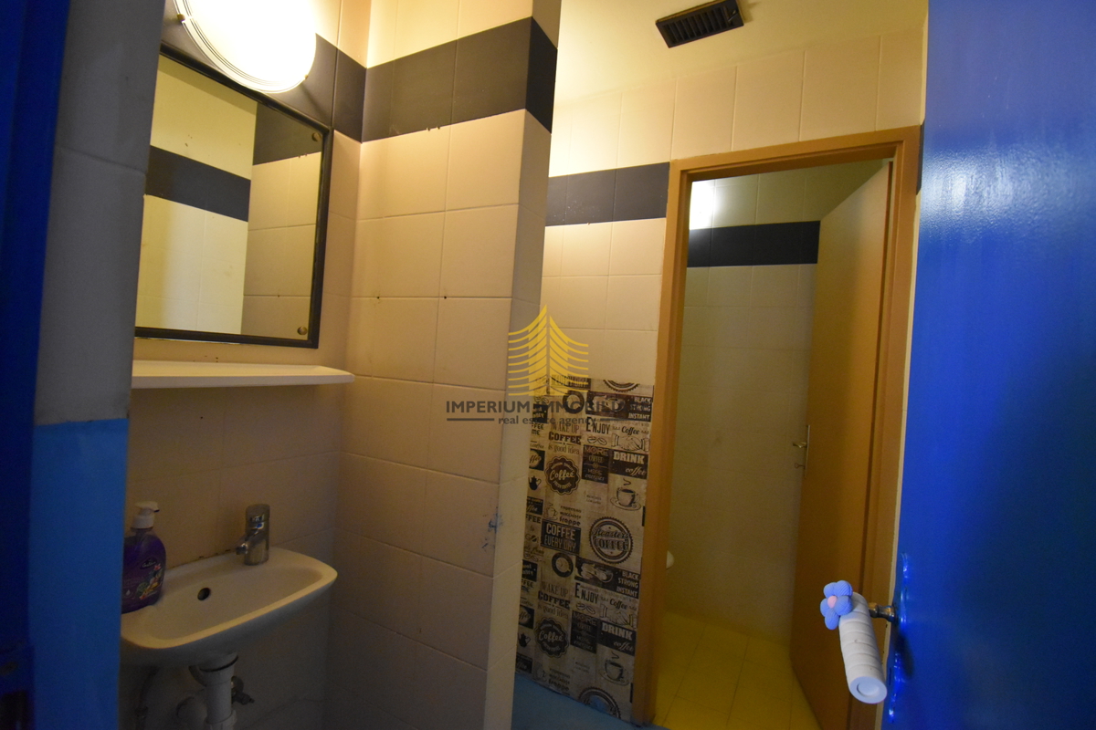 Locale commerciale, Vendita, Zagabria, Vrbani, 55m2, Locale su strada