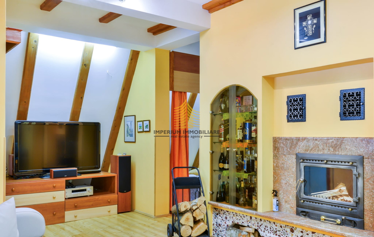 Casa, Vendita, Gračac, 210m2, Indipendente