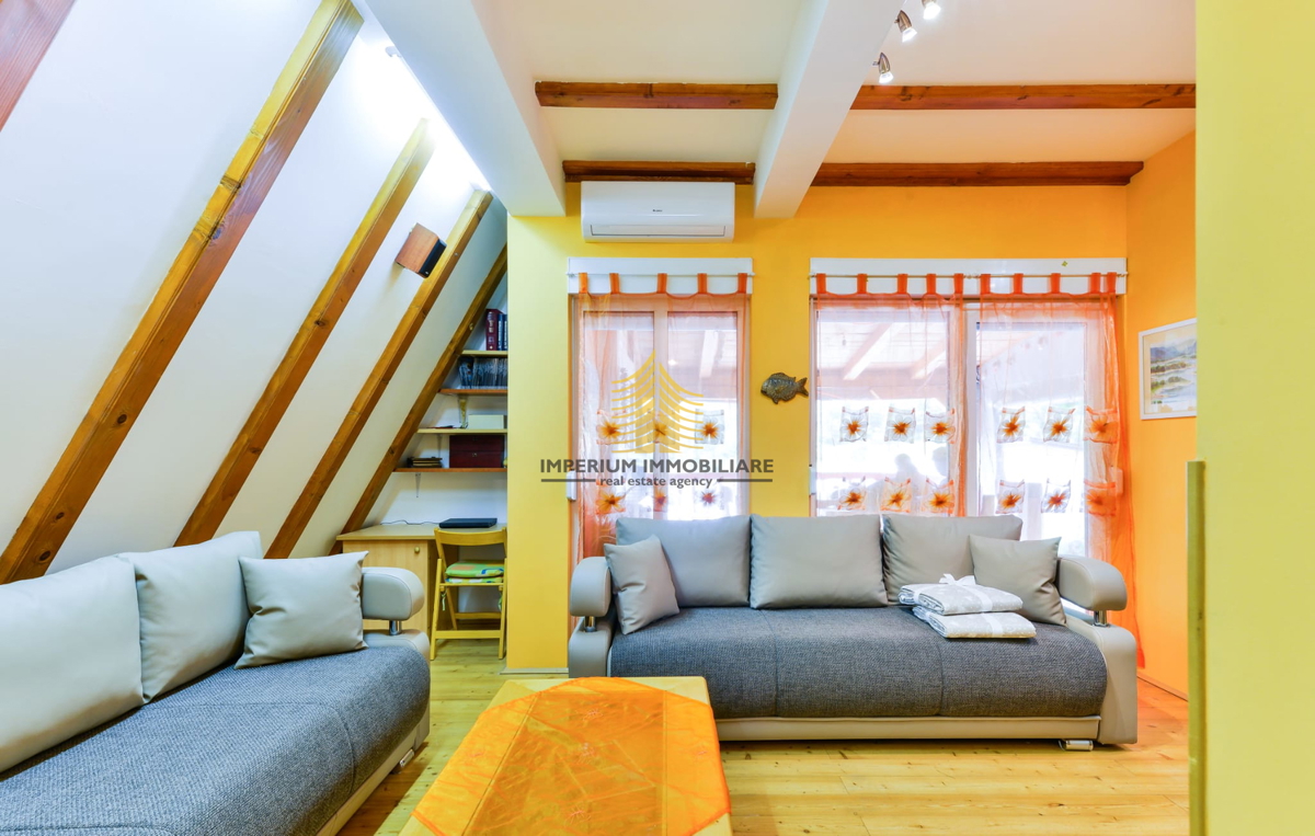 Casa, Vendita, Gračac, 210m2, Indipendente