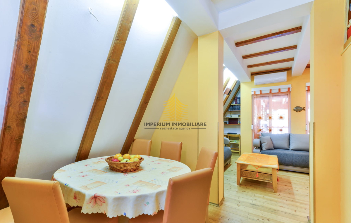 Casa, Vendita, Gračac, 210m2, Indipendente