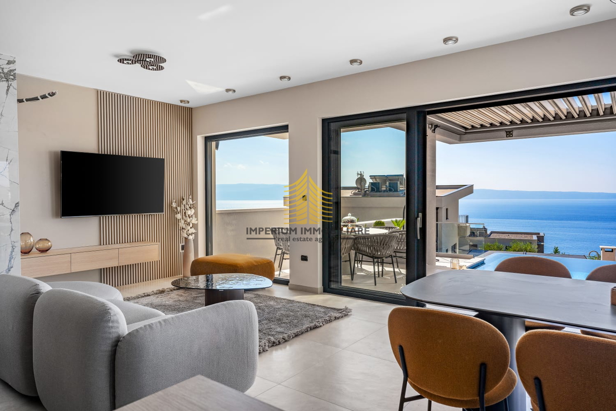 Casa, Vendita, Podstrana, 300m2, Villa