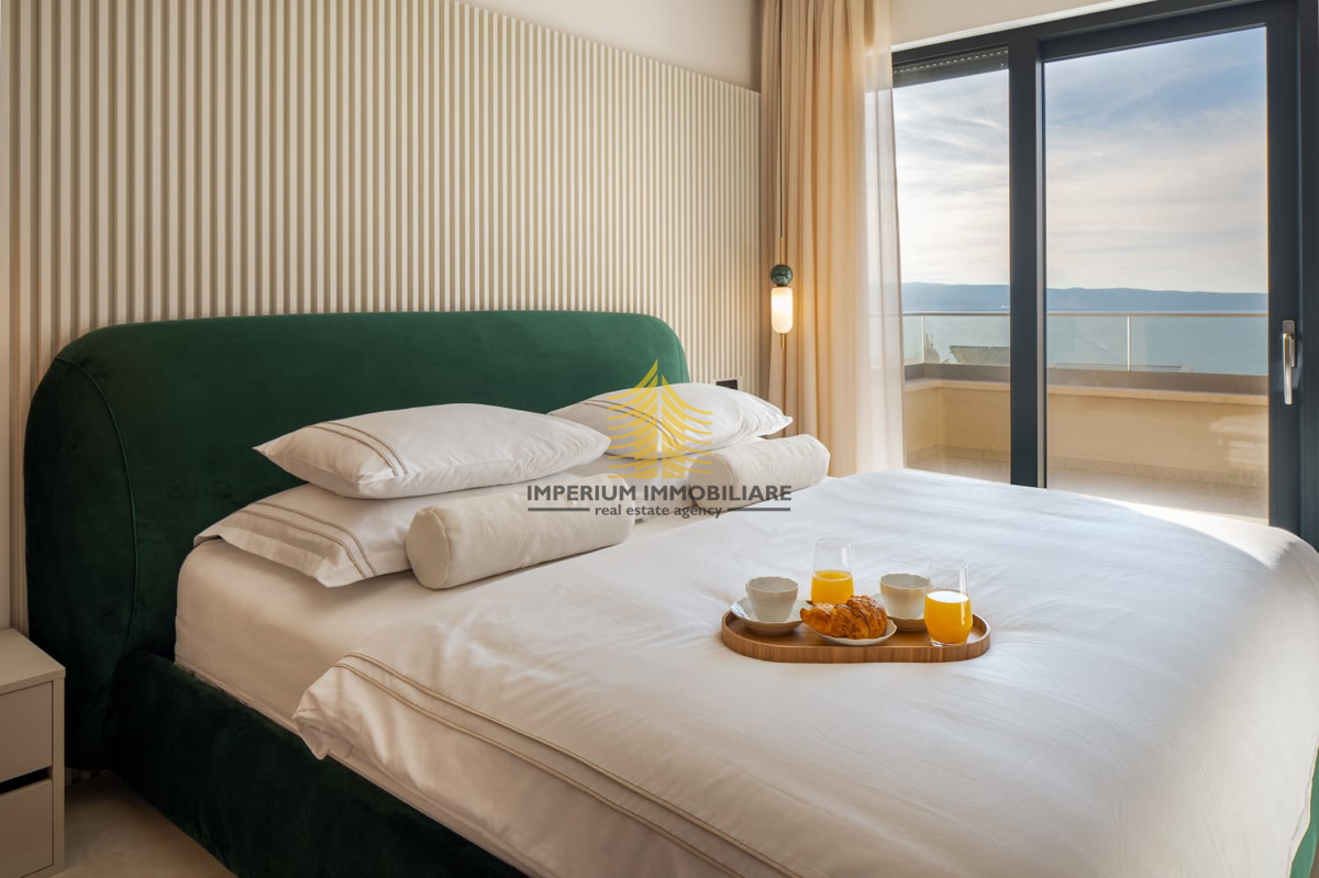 Casa, Vendita, Podstrana, 300m2, Villa