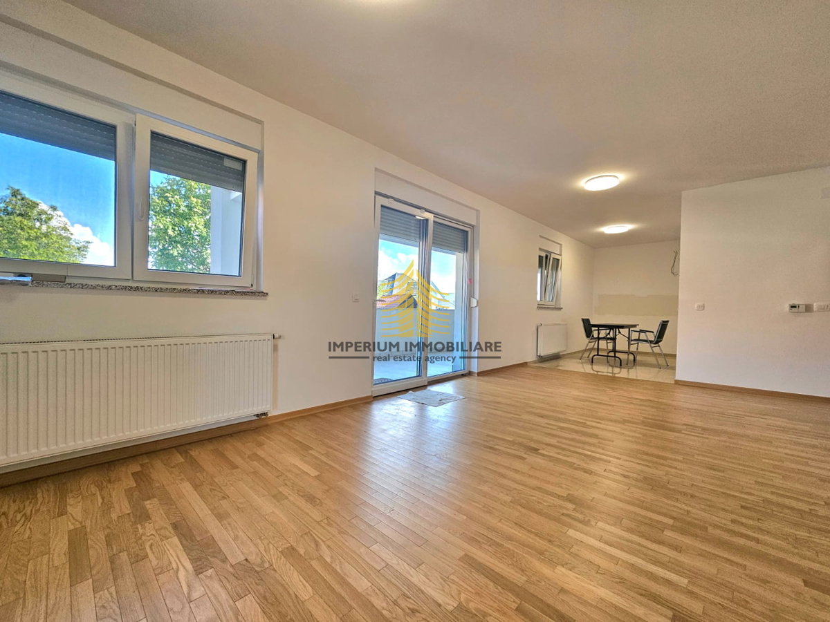 Appartamento, Vendita, Zaprešić, Kalamiri, 126,95 m2, 3,5 locali (3 camere + soggiorno doppio)