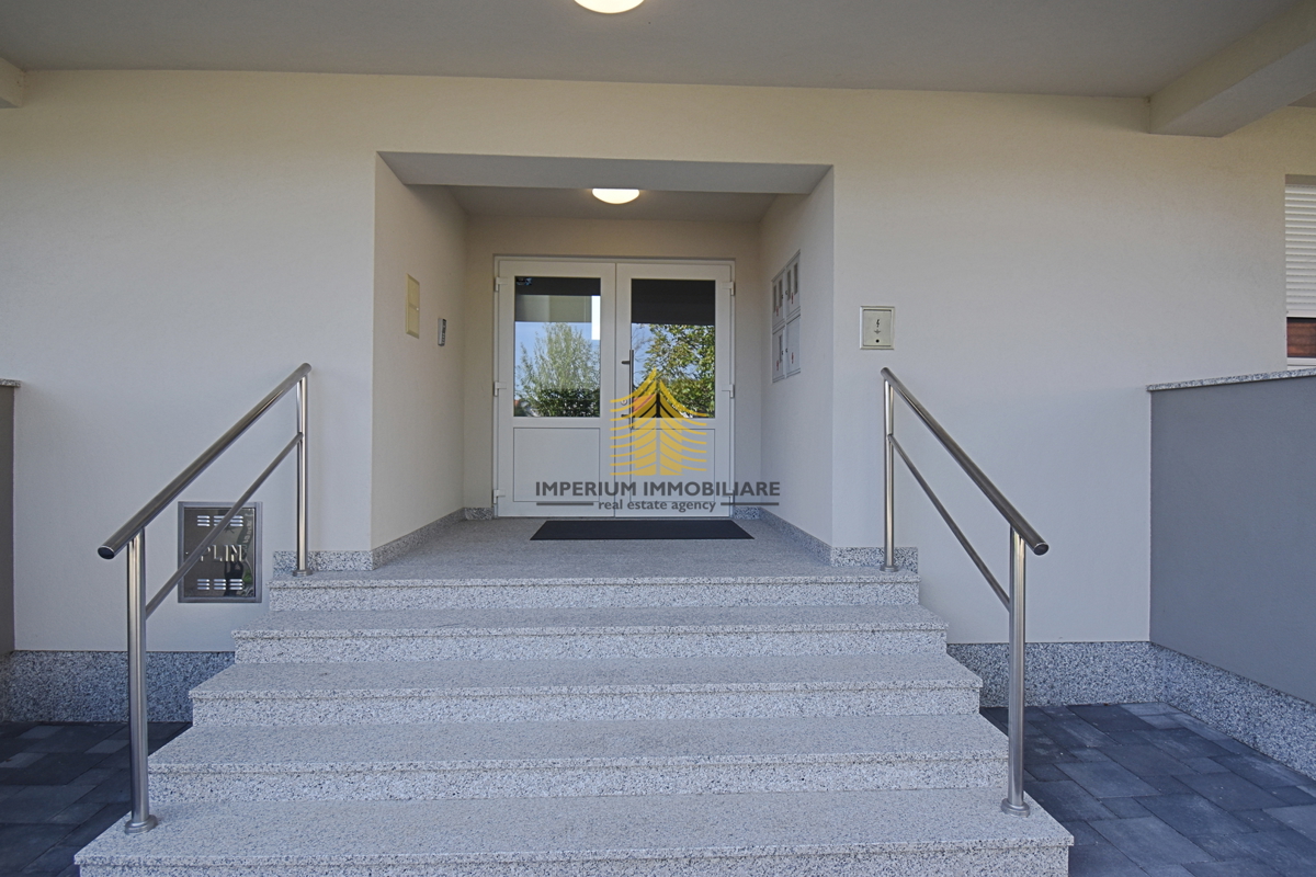 Appartamento, Vendita, Zaprešić, Kalamiri, 126,95 m2, 3,5 locali (3 camere + soggiorno doppio)