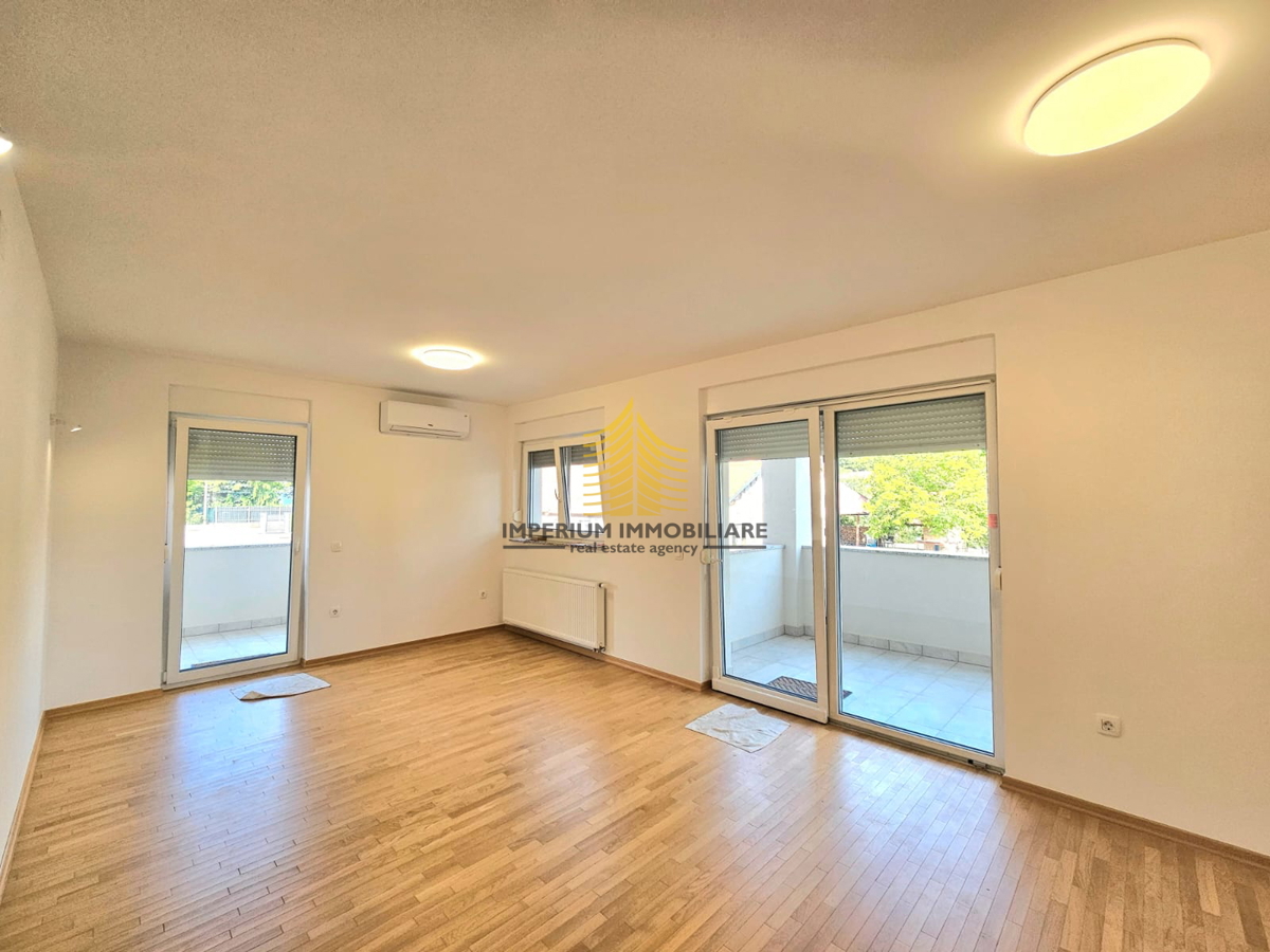 Appartamento, Vendita, Zaprešić, Kalamiri, 126,95 m2, 3,5 locali (3 camere + soggiorno doppio)