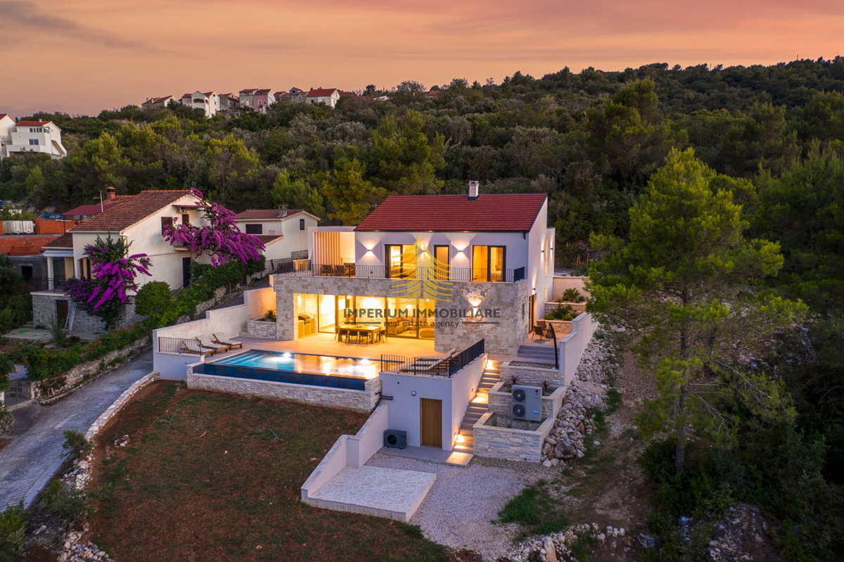 Casa, Vendita, Zona di Zadar, Mali Iž, 294 m2, Indipendente