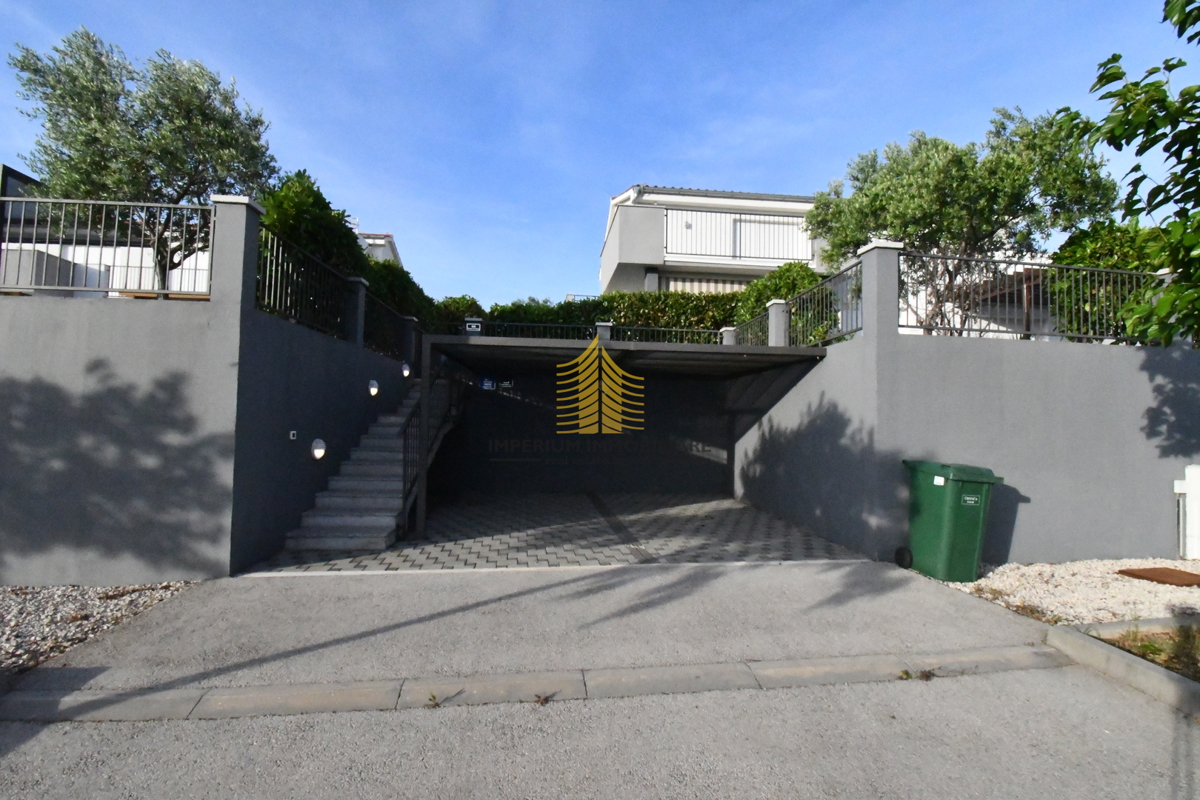 Casa, Vendita, Sukošan, Debeljak, 188m2, Villa