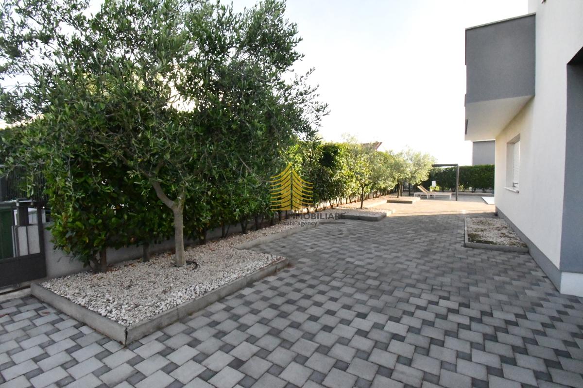 Casa, Vendita, Sukošan, Debeljak, 188m2, Villa