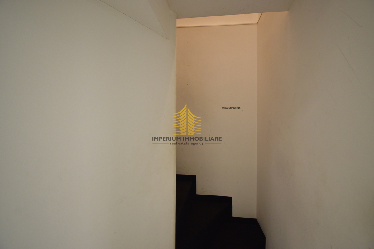 Locale commerciale, Vendita, Trnje, 97,87 m2, Locale su strada