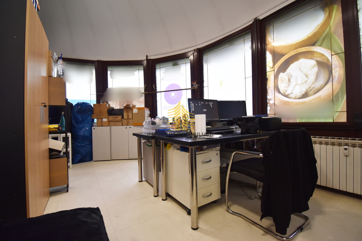 Locale commerciale, Vendita, Trnje, 97,87 m2, Locale su strada