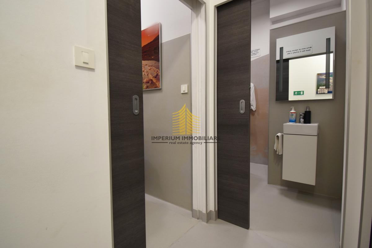 Locale commerciale, Vendita, Trnje, 97,87 m2, Locale su strada