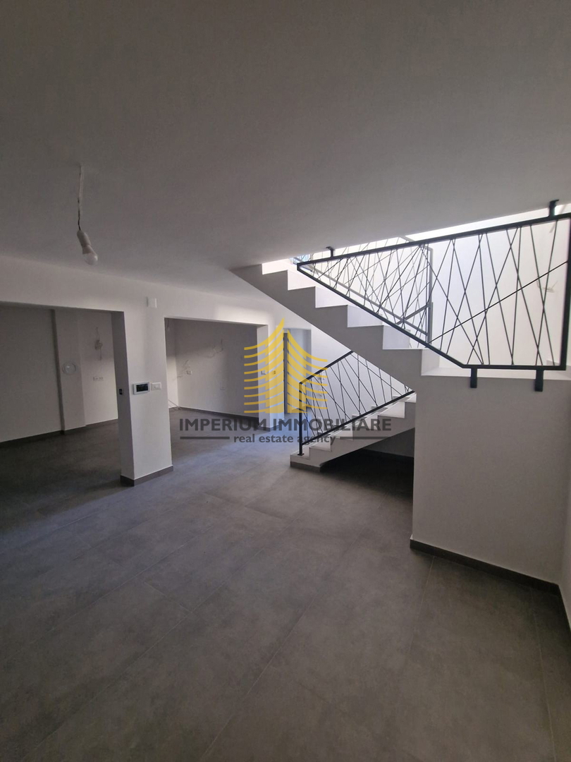 Casa, Vendita, Sebenico, Meterize, 353,24 m2, In fila