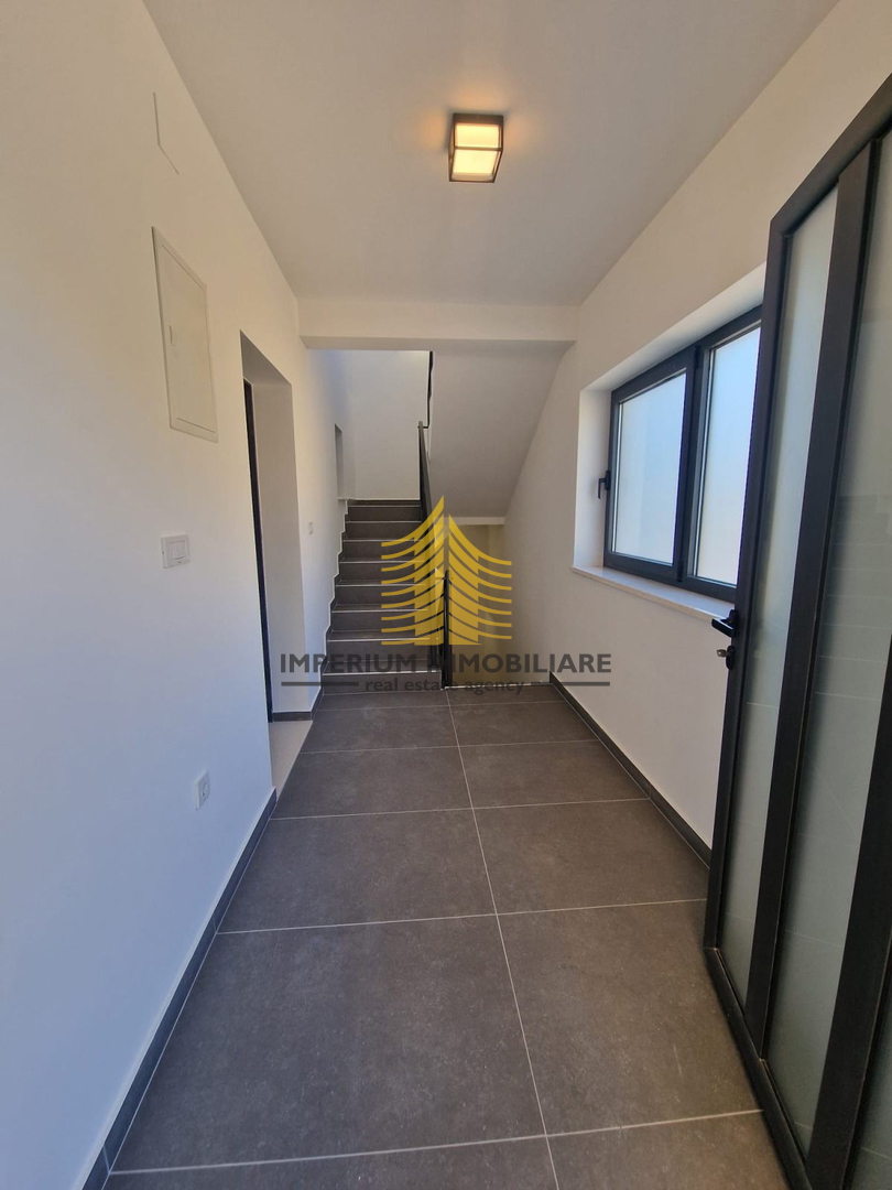 Casa, Vendita, Sebenico, Meterize, 353,24 m2, In fila