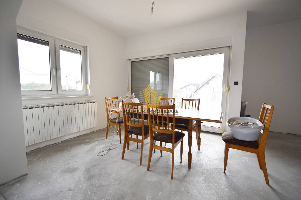 Casa, Vendita, Novi Zagabria - Ovest, Ježdovec, 540m2, Indipendente