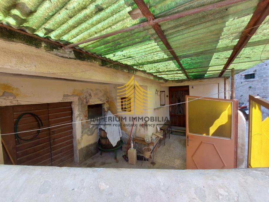 Casa, Vendita, Trogir, Čiovo, 350m2, Indipendente