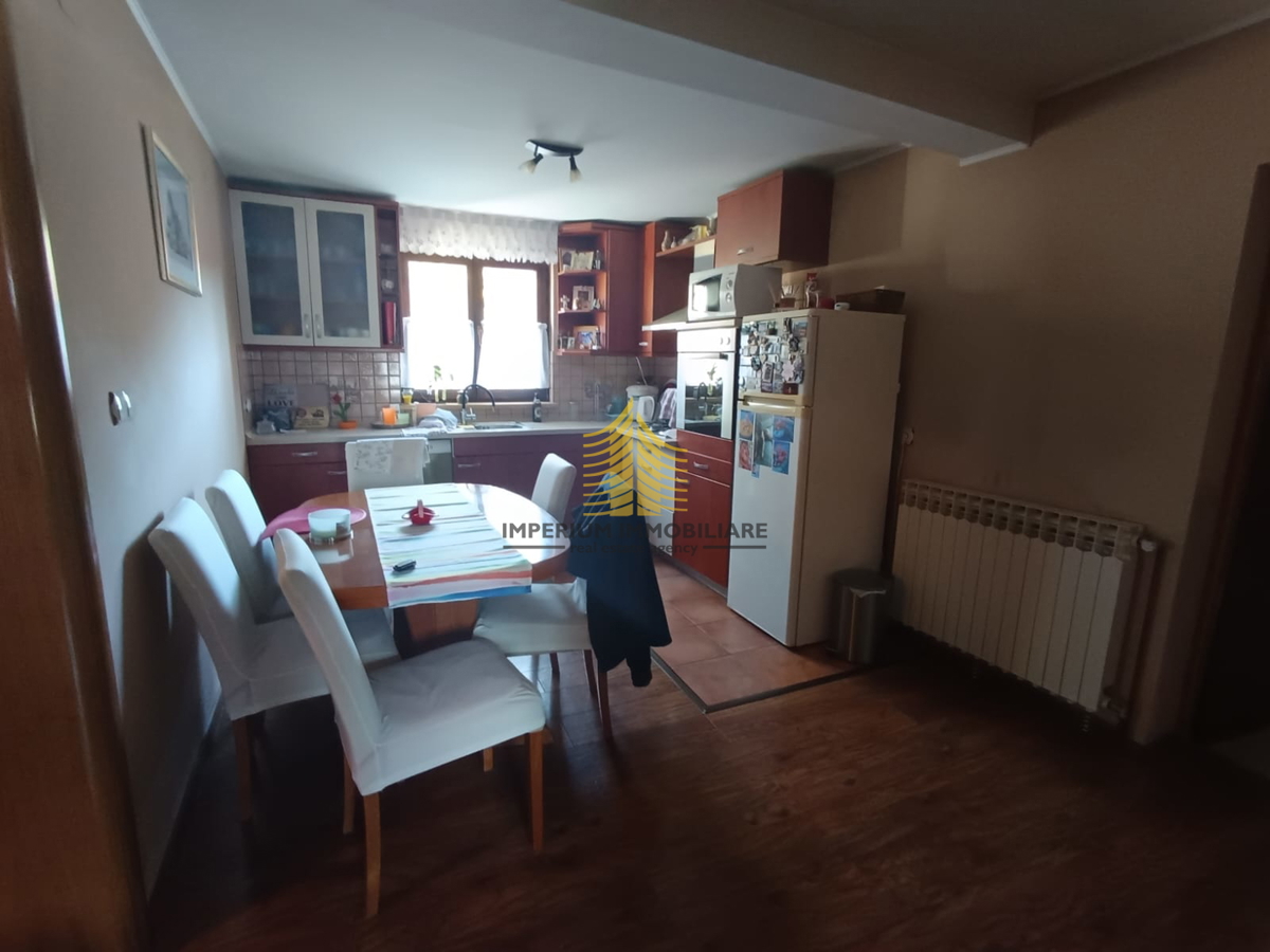 Casa, Vendita, Sesvete, 300m2, Indipendente