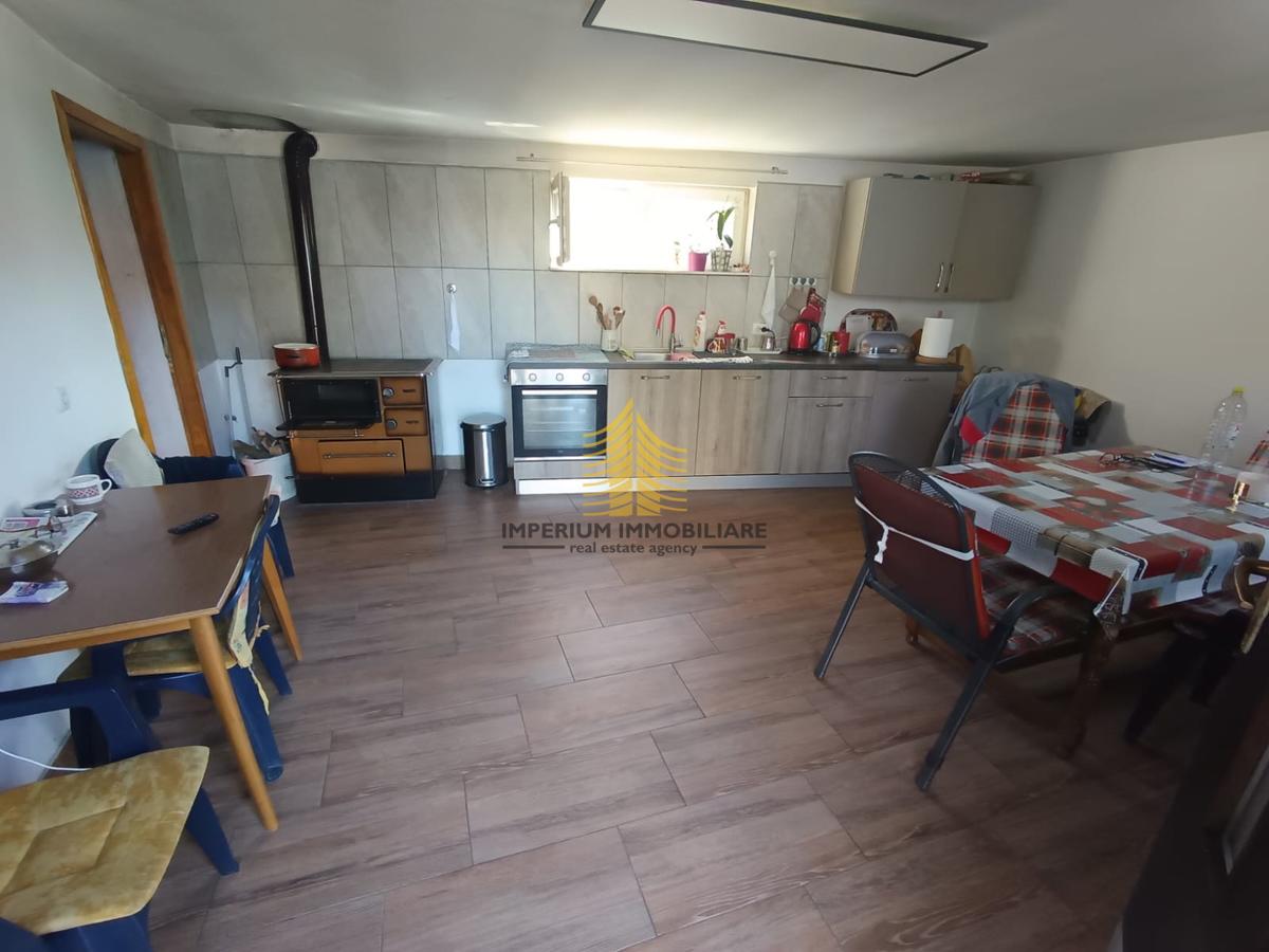 Casa, Vendita, Sesvete, 300m2, Indipendente