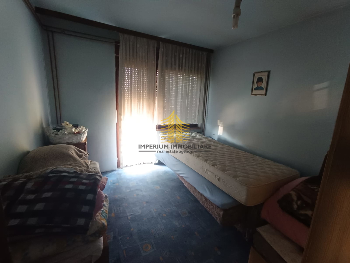 Casa, Vendita, Sesvete, 300m2, Indipendente