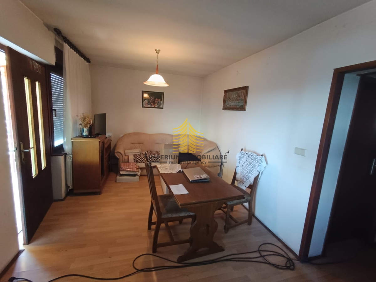 Casa, Vendita, Sesvete, 300m2, Indipendente