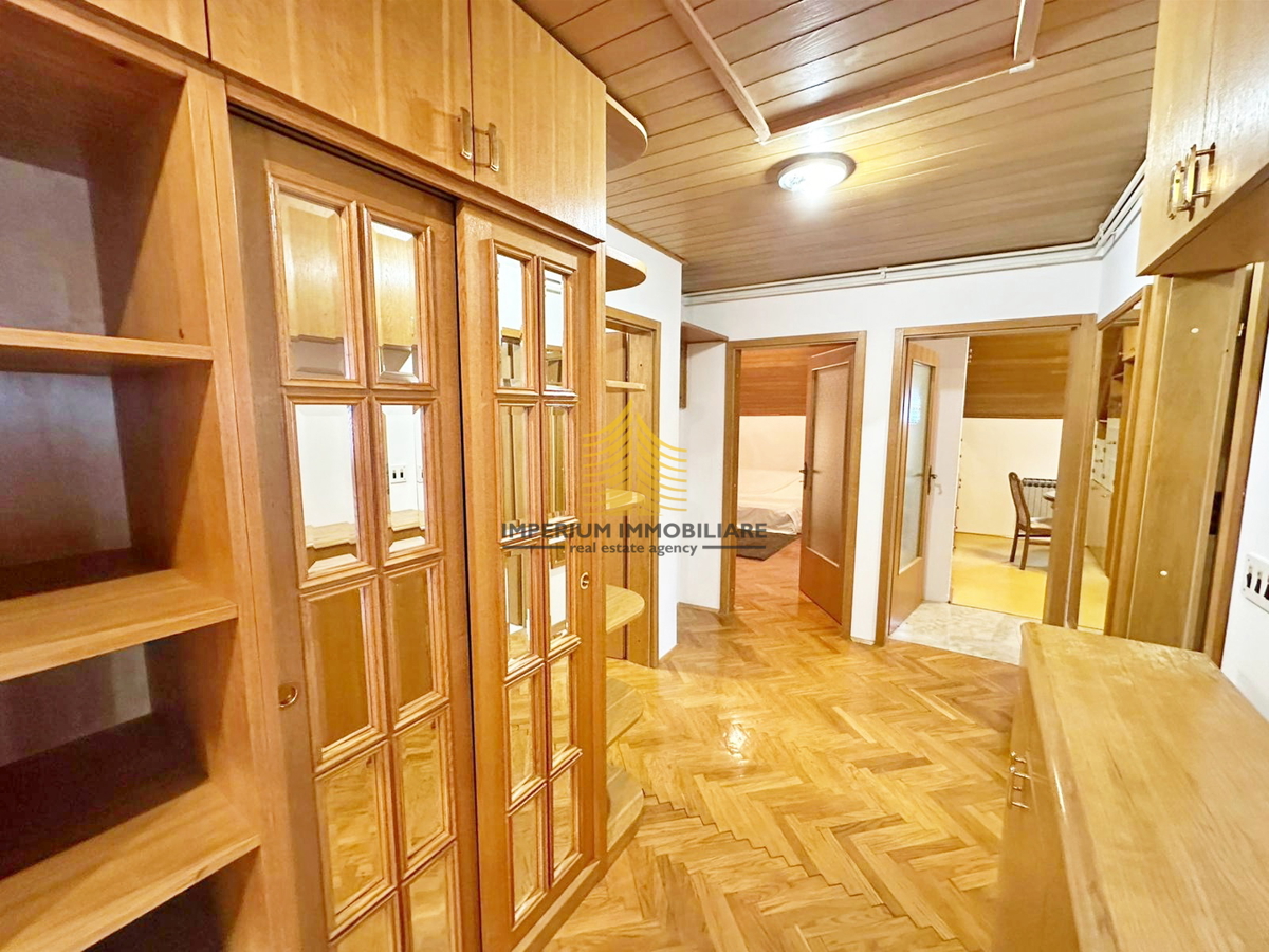 Casa, Vendita, Donji Grad, Donji grad, 570m2, Indipendente