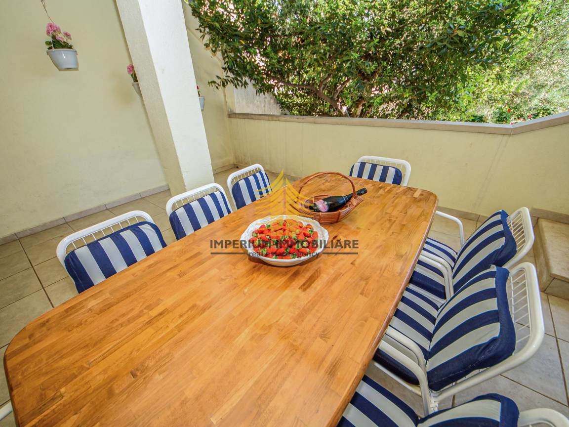 Casa, Vendita, Supetar, 200m2, Indipendente