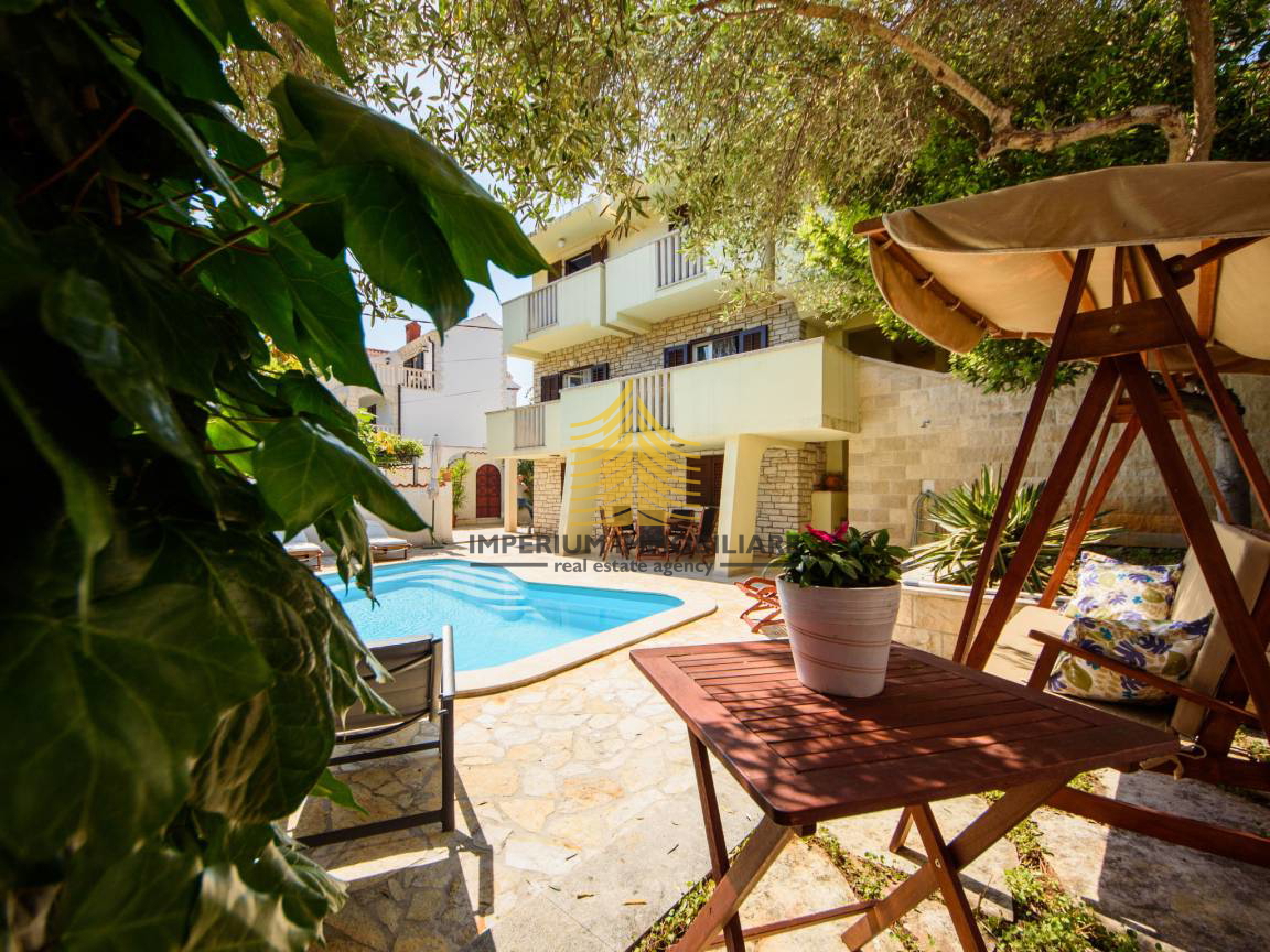 Casa, Vendita, Supetar, 200m2, Indipendente