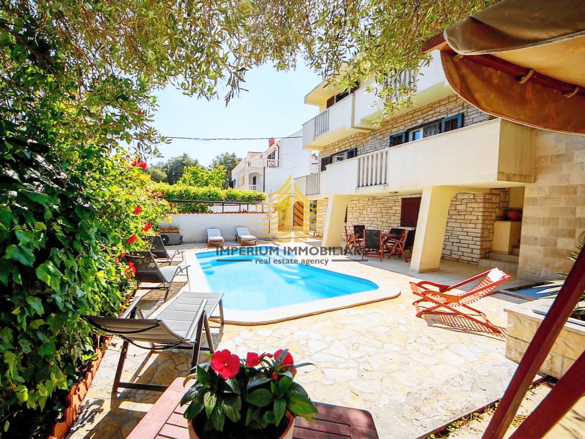 Casa, Vendita, Supetar, 200m2, Indipendente