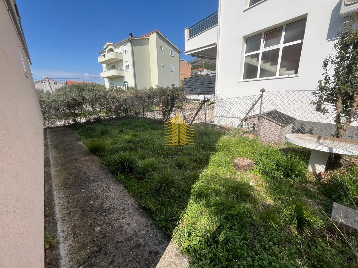 Casa, Vendita, Kaštel Sućurac, 310m2, Indipendente