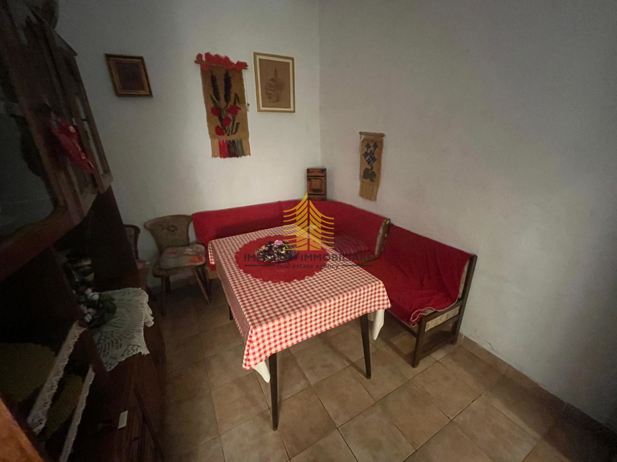 Casa, Vendita, Kaštel Sućurac, 310m2, Indipendente